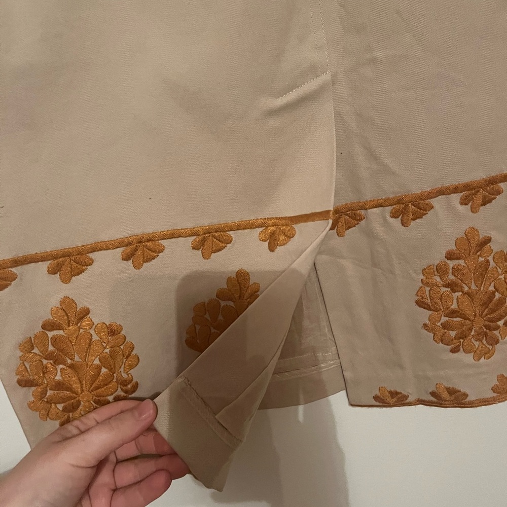 Anthropologie skirt embroidered flower sz 14 nwt - Picture 3 of 4